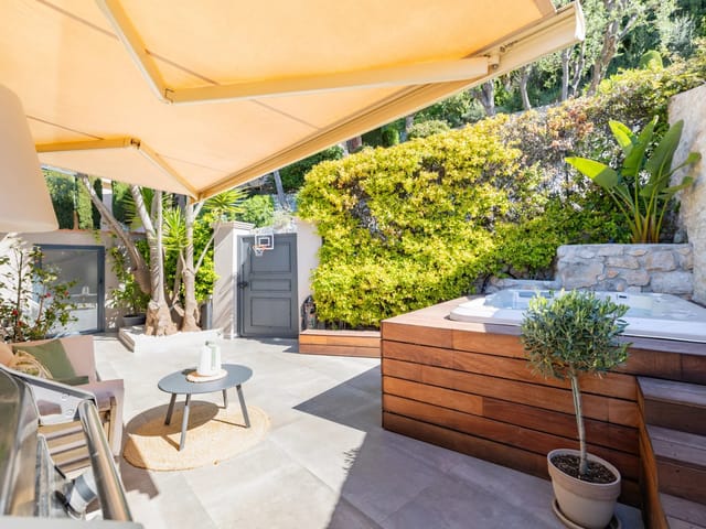 Appartement à vendre - 06230, Villefranche-Sur-Mer (Corne D'or), France, baDnJD - Melsia