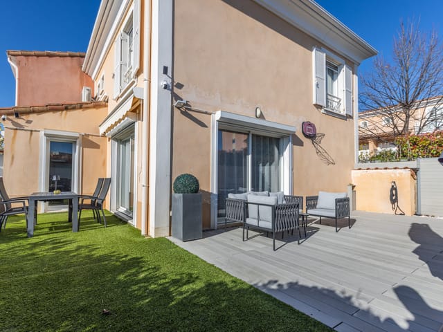 Maison à vendre - 06200, Nice (Corniche Fleurie), France, baDnWv - Melsia