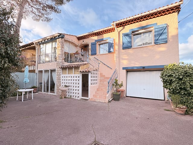 Huis te koop - 83700, Saint-Raphael (Proche Centre Ville), France, baL1ee - Melsia