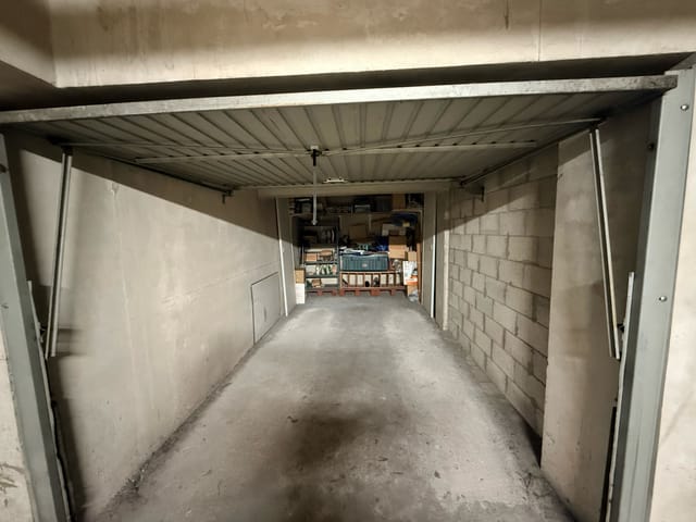 Garage/Parking à vendre - 83600, Frejus (Villeuneuve), France, baWKRl - Melsia