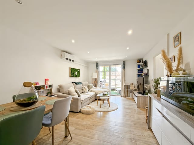 Appartement à vendre - 83600, Frejus (Centre Ville), France, baWvQe - Melsia