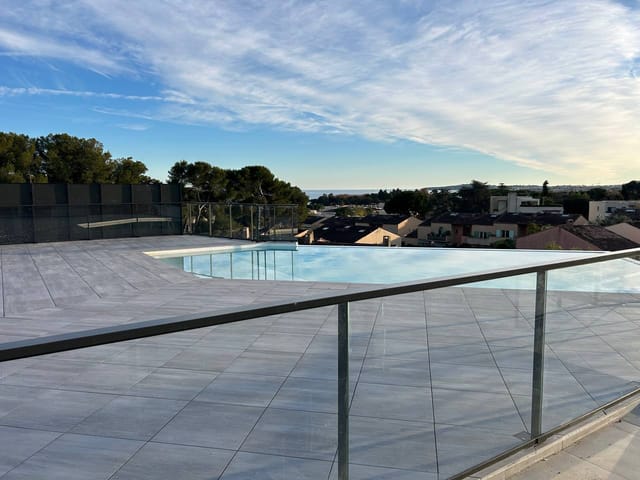 Appartement te koop - 174, Avenue du Castel, 06270, Villeneuve-Loubet (Vaugrenier), France, bk9JDj - Melsia
