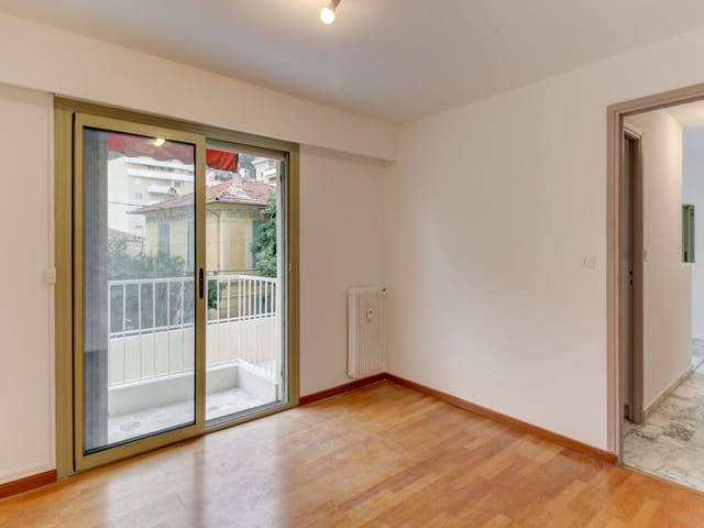 Appartement à vendre - 3 Bis, Place du Général Goiran, 06100, Nice (St Sylvestre), France, bk9gLd - Melsia