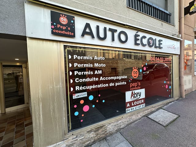 Commerce/Bureau à louer - 95, rue de châteaudun, 83700, Saint-Raphael (Centre Ville), France, bo6oQ7 - Melsia
