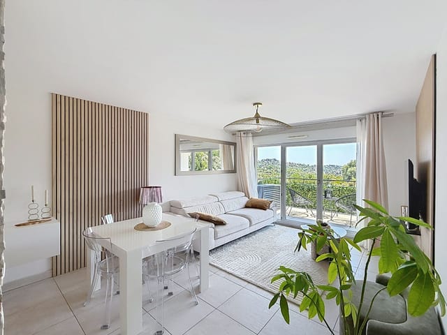 Apartamento en venta - 06480, La-Colle-Sur-Loup (Montfort / Campon / Caillades), France, bowRNv - Melsia