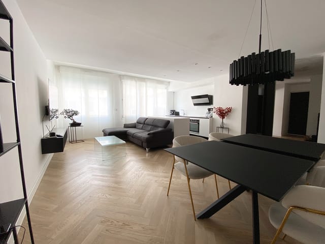 Appartement à vendre - 06800, Cagnes-Sur-Mer (Cros De Cagnes), France, bowRy0 - Melsia